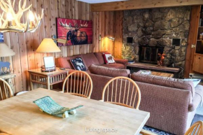 Cozy East Vail 2 Bedroom Condo #1601 w/ Fireplace.